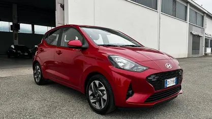 Usata Hyundai i10 Prime 67 CV (49 kW) 2024 Rosso Utilitaria