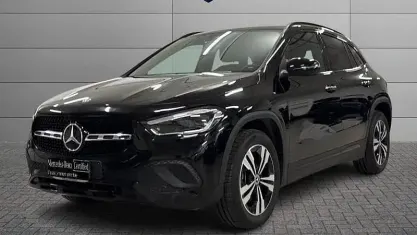 Gebraucht Mercedes GLA200 150 PS (110 kW) 2023 Schwarz SUV