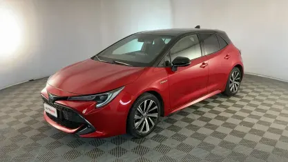 Occasion Toyota Corolla Style 122 PK (89 kW) 2021 Rood