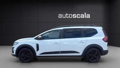 Usata 2024 Dacia Jogger Extreme Monovolume | 20.490 € (Ottimo prezzo)