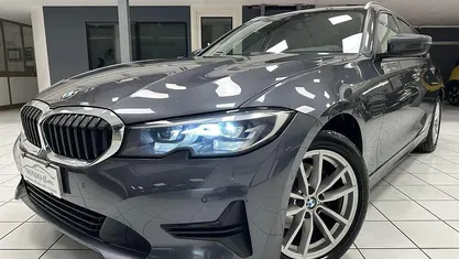 Usata BMW 320 Advantage 190 CV (139 kW) 2021 Gray Station wagon