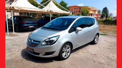 Usata Opel Meriva Innovation 95 CV (69 kW) 2016 Grigio Monovolume