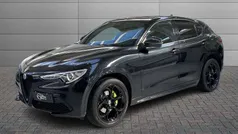 Nero Usata 2021 Alfa Romeo Stelvio Veloce SUV | 31.900 € (Buon prezzo)