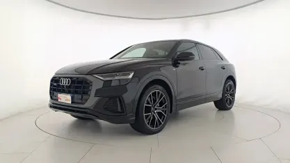 Usata Audi Q8 Sport 231 CV (169 kW) 2023 Nero mito metallizzato SUV