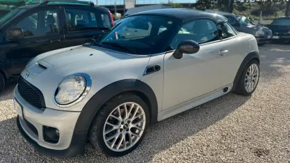 Usata Mini John Cooper Works Coupé 184 CV (135 kW) 2012 Grigio Coupé