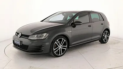 Usata 2014 VW Golf GTD Tre volumi | 16.900 € (Cara)