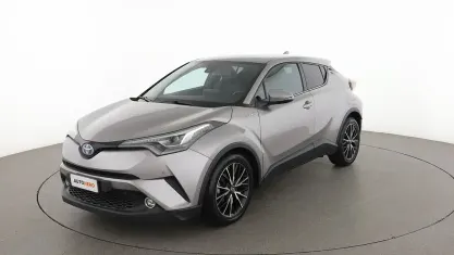 Usata Toyota C-HR Lounge 122 CV (89 kW) 2018 Argento SUV