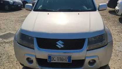 Usata Suzuki Grand Vitara 129 CV (94 kW) 2007 Grigio SUV