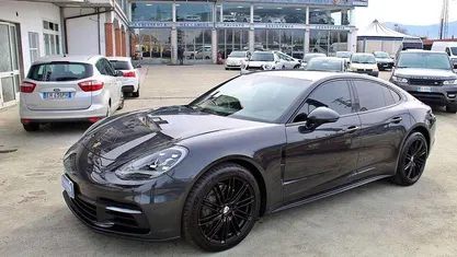 Usata 2017 Porsche Panamera 4S Tre volumi | 62.500 € (Cara)