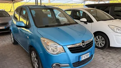 Usata Opel Agila 86 CV (63 kW) 2009 Bluazzurro Utilitaria