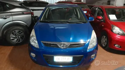 Usata Hyundai i20 Edition 78 CV (57 kW) 2011 Bluazzurro Utilitaria
