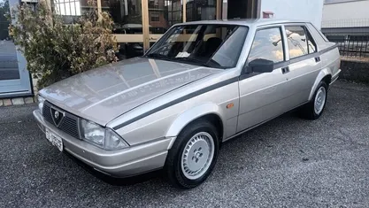 Usata Alfa Romeo 75 155 CV (114 kW) 1986 Berlina