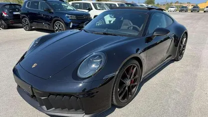 Usata 2025 Porsche 911 Coupé | 192.990 €