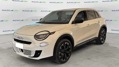 Usata Fiat 600 La Prima 101 CV (74 kW) 2025 Bianco SUV