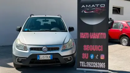 Usata Fiat Sedici Dynamic 135 CV (99 kW) 2011 Grigio SUV