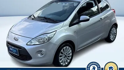 Usata Ford Ka 69 CV (50 kW) 2014 Grigio metallizzato Berlina