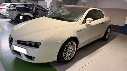 Usata Alfa Romeo Brera 200 CV (147 kW) 2010 Bianco Coupé