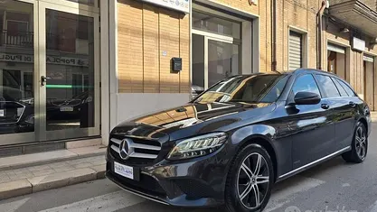 Usata Mercedes C180 122 CV (89 kW) 2021 Grigio Station wagon
