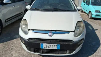 Usata Fiat Punto Evo S 95 CV (69 kW) 2011 Bianco Utilitaria