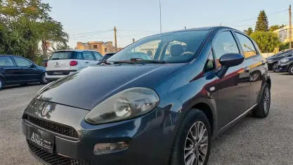 Usata Fiat Grande Punto 85 CV (62 kW) 2012 Grigio Utilitaria