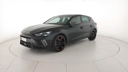 Usata Cupra Leon 204 CV (150 kW) 2025 Nero midnight Berlina