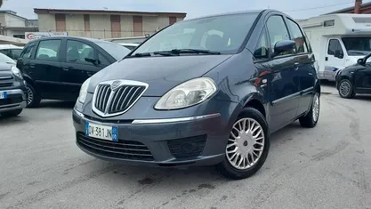 Usata Lancia Musa 77 CV (56 kW) 2009 Monovolume