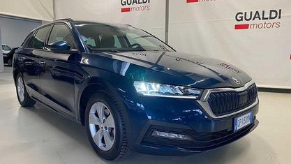 Gebraucht Skoda Octavia Executive 150 PS (110 kW) 2023 Blau Kombi