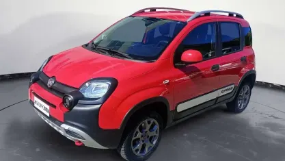 Usata Fiat Panda Cross Cross 86 CV (63 kW) 2021 Rosso Utilitaria