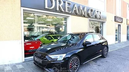 Usata 2024 Audi S3 S-Line Berlina | 52.990 € (Buon prezzo)