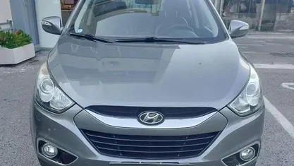 Grigio Usata 2012 Hyundai ix35 Classic SUV | 8000 € (Ottimo prezzo)