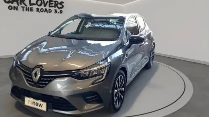 Usata Renault Clio Techno 101 CV (74 kW) 2023 Grigio scuro Utilitaria
