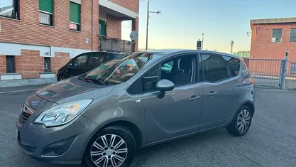 Usata Opel Meriva 120 CV (88 kW) 2012 Monovolume