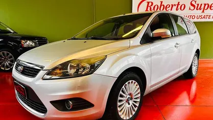Usata Ford Focus Titanium 108 CV (79 kW) 2010 Station wagon