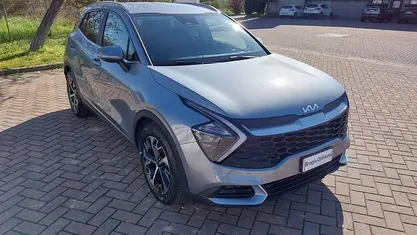 Usata Kia Sportage Style 136 CV (100 kW) 2022 Grigio scuro SUV