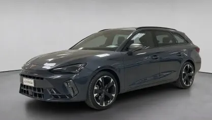Usata Cupra Leon 150 CV (110 kW) 2025 Vari colori / pastello Station wagon