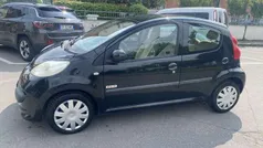 Nero Usata 2008 Peugeot 107 Due volumi | 2700 € (Buon prezzo)