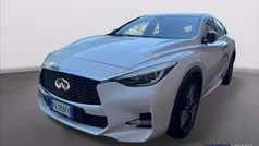 Usata 2017 Infiniti Q30 Business Executive Due volumi | 11.900 € (Buon prezzo)