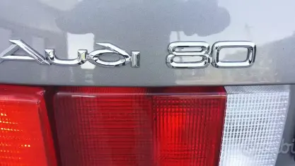 Usata Audi 80 73 CV (53 kW) 1989 Grigio Berlina