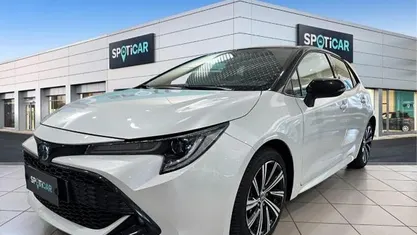 Usata Toyota Corolla Active 98 CV (72 kW) 2022 Berlina