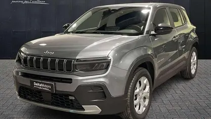 Grigio chiaro metallizzato Usata 2024 Jeep Avenger Altitude SUV | 20.700 € (Ottimo prezzo)