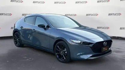 Usata Mazda 3 Nagisa 150 CV (110 kW) 2024 Grigio Berlina