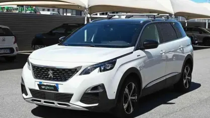 Usata Peugeot 5008 GT-line 120 CV (88 kW) 2017 Bianco SUV