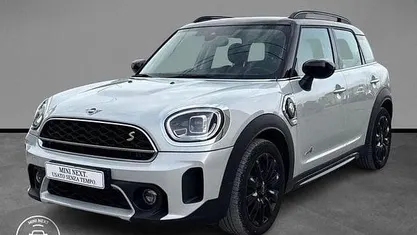 Usata Mini Cooper Countryman Business 220 CV (161 kW) 2021 Argento SUV