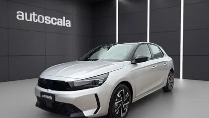 Argento Nuova 2025 Opel Corsa Tre volumi | 19.490 € (Buon prezzo)