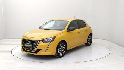 Usata Peugeot 208 Allure 101 CV (74 kW) 2023 Grigio Utilitaria