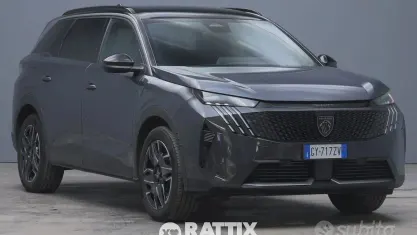 Usata Peugeot 5008 GT 136 CV (100 kW) 2025 Grigio titanio SUV
