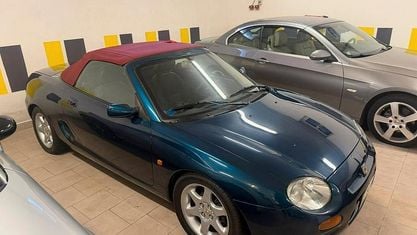 Usata MG F 120 CV (88 kW) 1997 Blu Cabrio