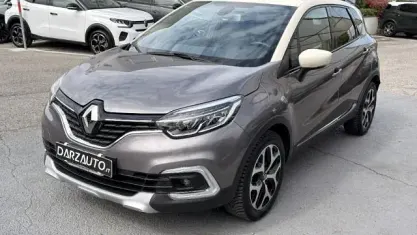 Usata Renault Captur 90 CV (66 kW) 2019 Grigio t.bianco metallizzato SUV
