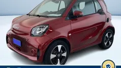 Rosso metallizzato Usata 2021 Smart ForTwo Electric Drive Passion Tre volumi | 14.600 € (Buon prezzo)