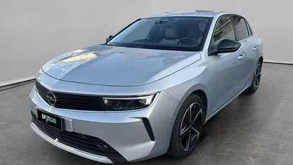 Usata Opel Astra Elegance 131 CV (96 kW) 2023 Argento Berlina